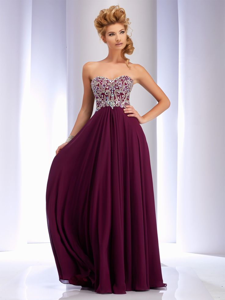 4 Prom Dress Buying Tips